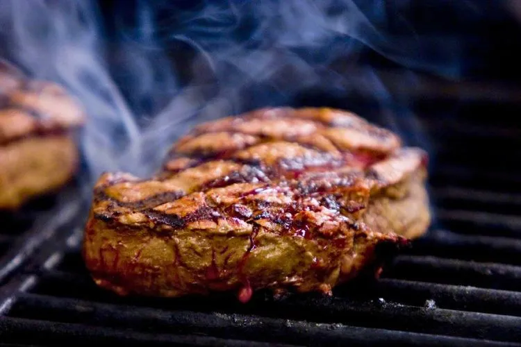 How Long to cook a steak At 350 on a pellet grill