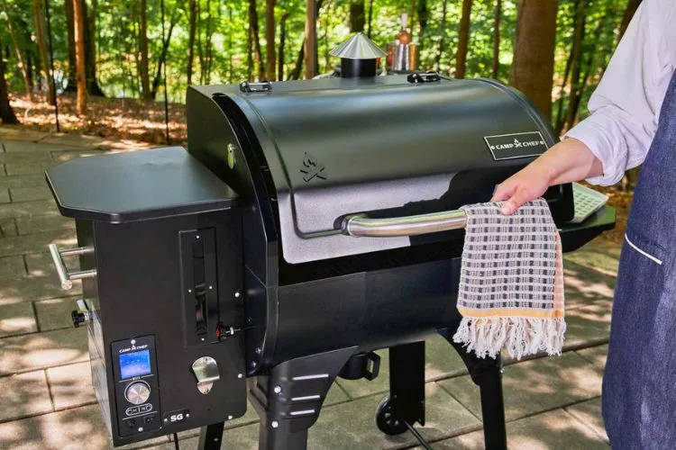 Best smoker grill combo (detailed review)