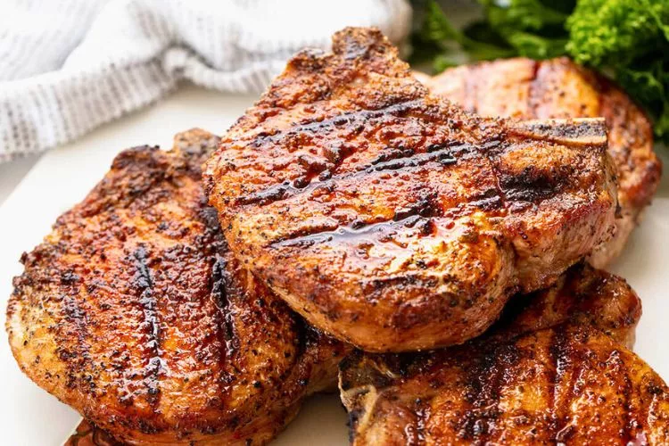 How long to grill thin pork steaks