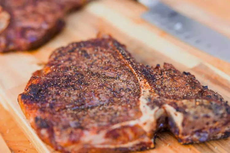 How long to grill thin t bone steaks